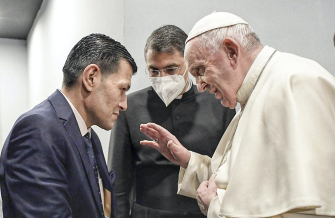 En Irak, le pape rencontre le père du petit Aylan, symbole de la crise des réfugiés