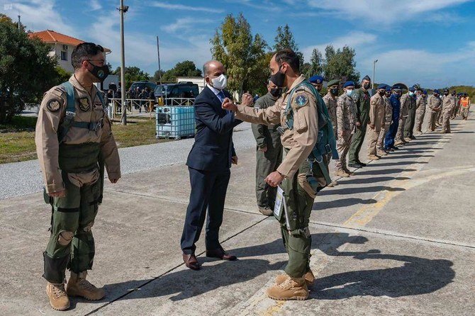Des membres des forces aériennes royales saoudiennes arrivent en Grèce pour des manœuvres militaires