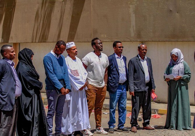 Des migrants exigent une enquête internationale sur l'incendie meurtrier dans un centre de détention géré par les Houthis au Yémen
