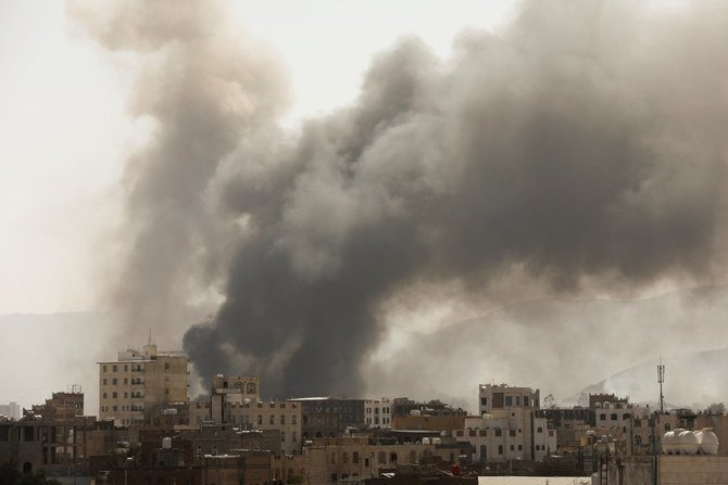 Les frappes saoudiennes immobilisent l'offensive des chars houthis