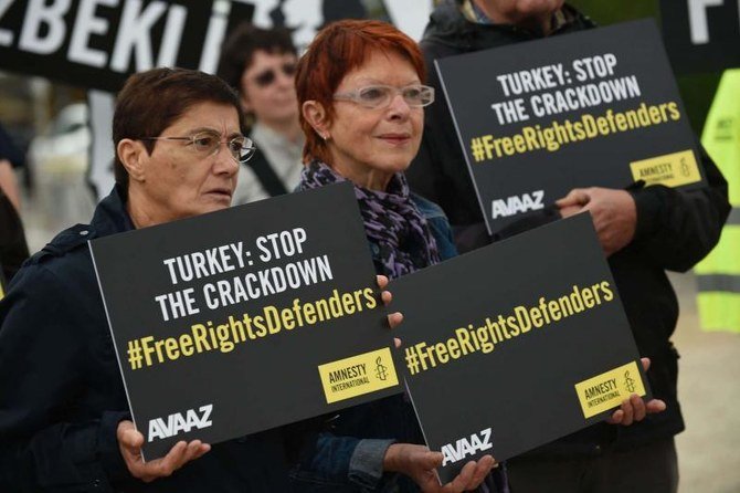 HRW : la Turquie «démantèle les protections des droits de l’homme»