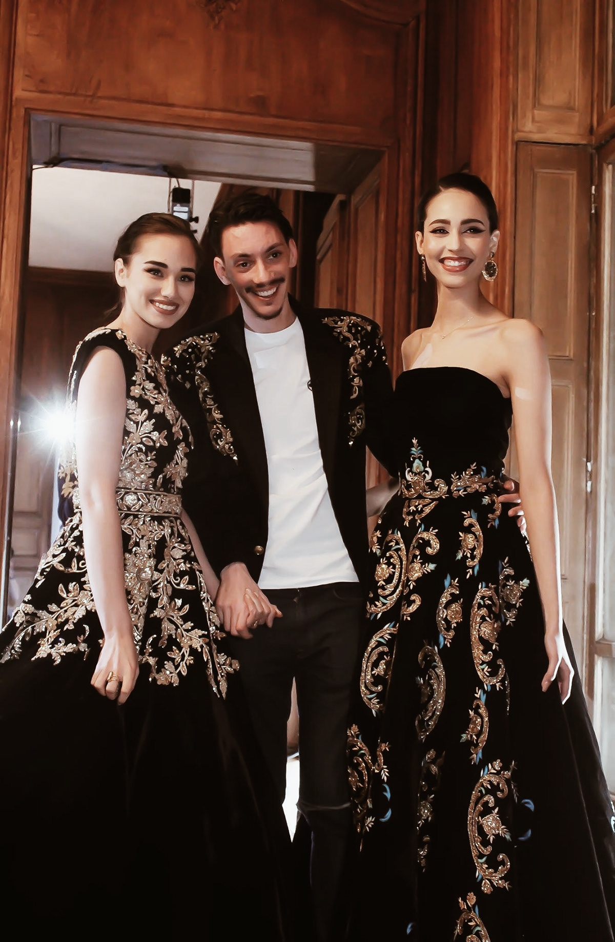 Eddine Belmahdi, le styliste franco-algérien, et le monde de la haute couture à Paris