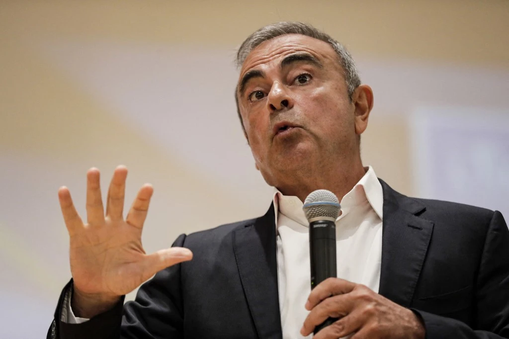 Deux Américains soupçonnés d'avoir aidé Ghosn remis aux autorités japonaises