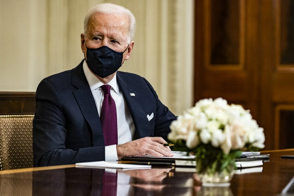L'afflux de jeunes migrants à la frontière US, un défi pour Biden