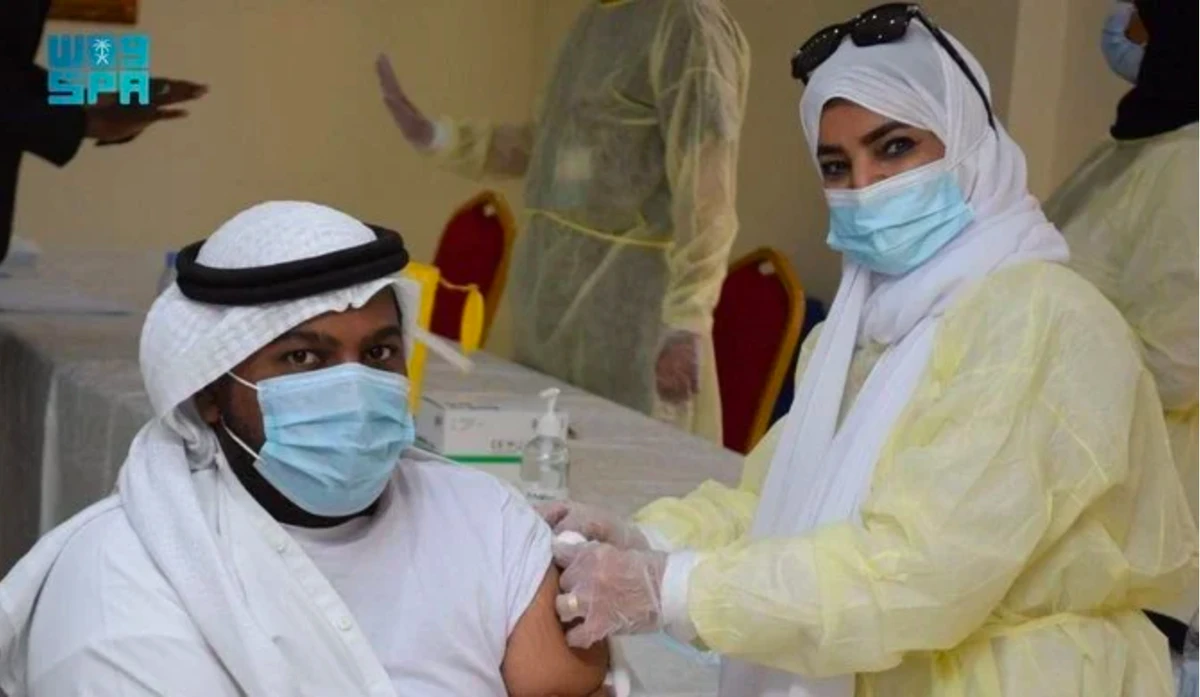 Le vaccin contre le coronavirus administré par voie intramusculaire (SPA)