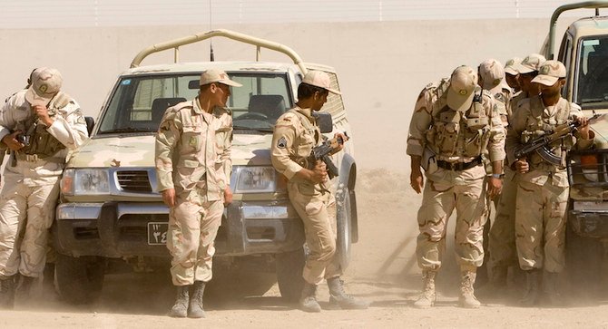 La police iranienne à la frontière avec l’Afghanistan près de Zabol, Sistan-Baloutchistan, Iran. (Reuters)