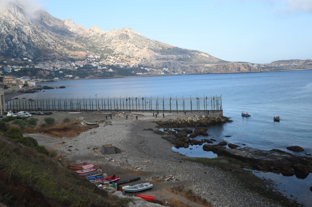 Arrestation de 20 passeurs de migrants du Maghreb vers l'Espagne