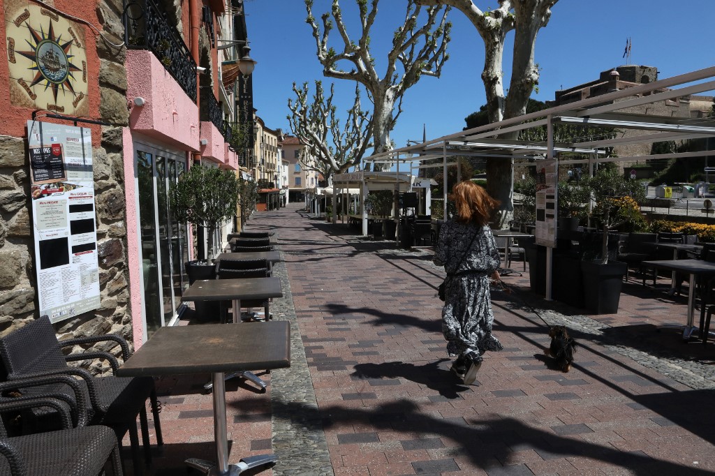 Restrictions supplémentaires; un nouveau coup dur pour l'économie française
