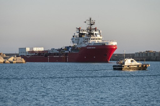 Migrants: un bateau fait naufrage avec 130 personnes à bord