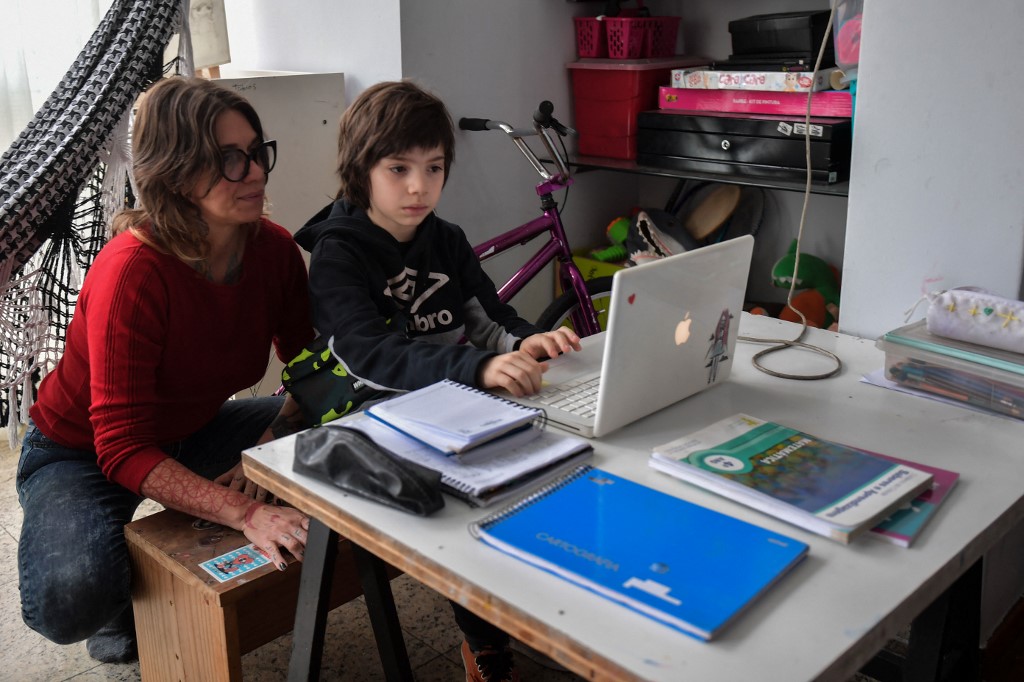 L'école à la maison saison 2: serveurs défaillants, bugs et attaques informatiques