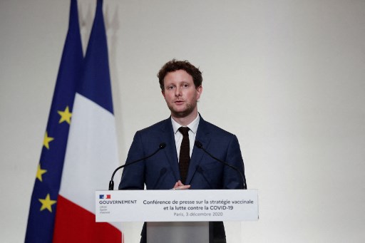 Le vaccin russe Spoutnik V pas autorisé dans l'UE avant la fin juin, selon Paris