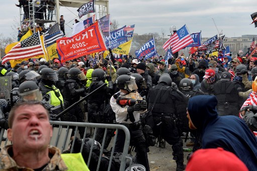 « Tuez vos sénateurs »: un procès new-yorkais teste les limites de la liberté d'expression