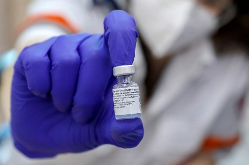 Virus: Israël achète encore des millions de doses de vaccins Pfizer