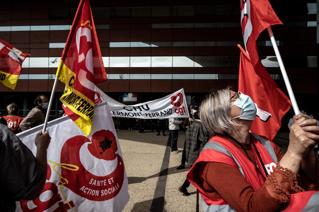 Fonction publique: les syndicats réclament l'ouverture en urgence d'une négociation salariale