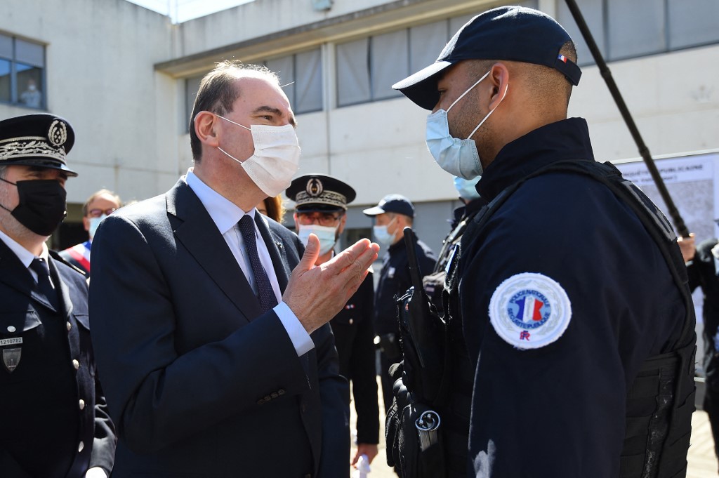 Covid: Castex salue «la mobilisation de la gendarmerie»