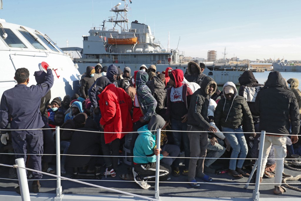 Sauvetage de plus de 200 personnes par SOS Méditerranée au large de la Libye