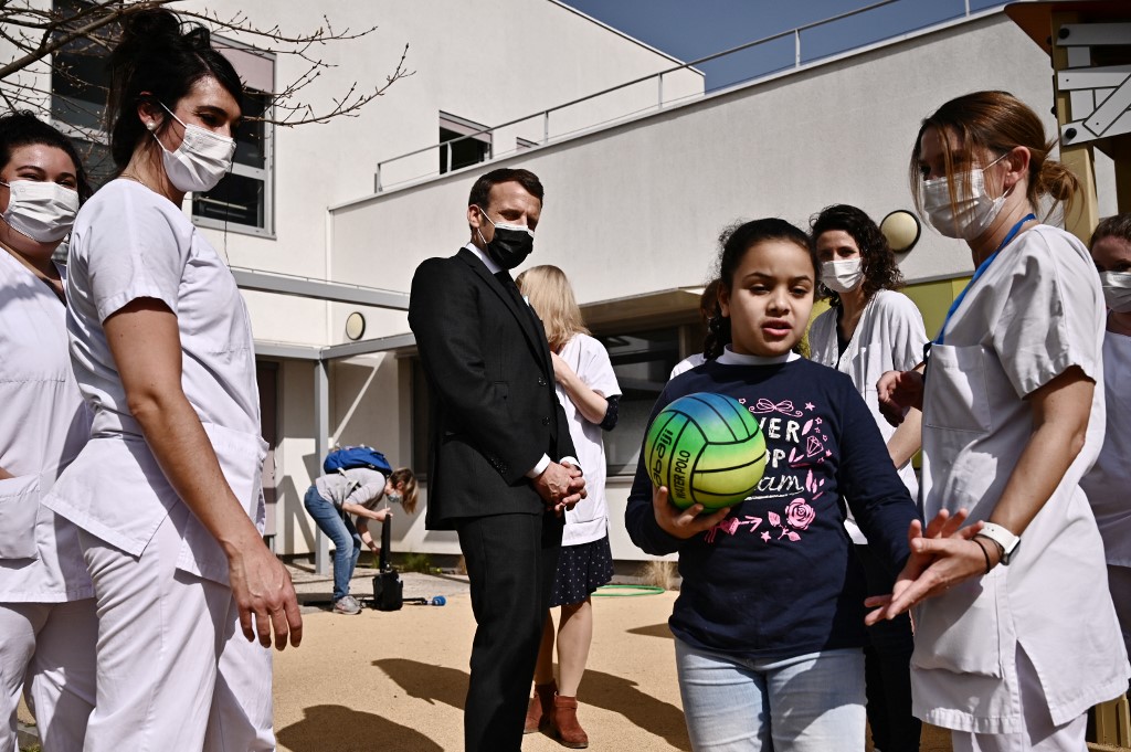 Autisme, psychiatrie: Macron veut que la France «rattrape son retard»