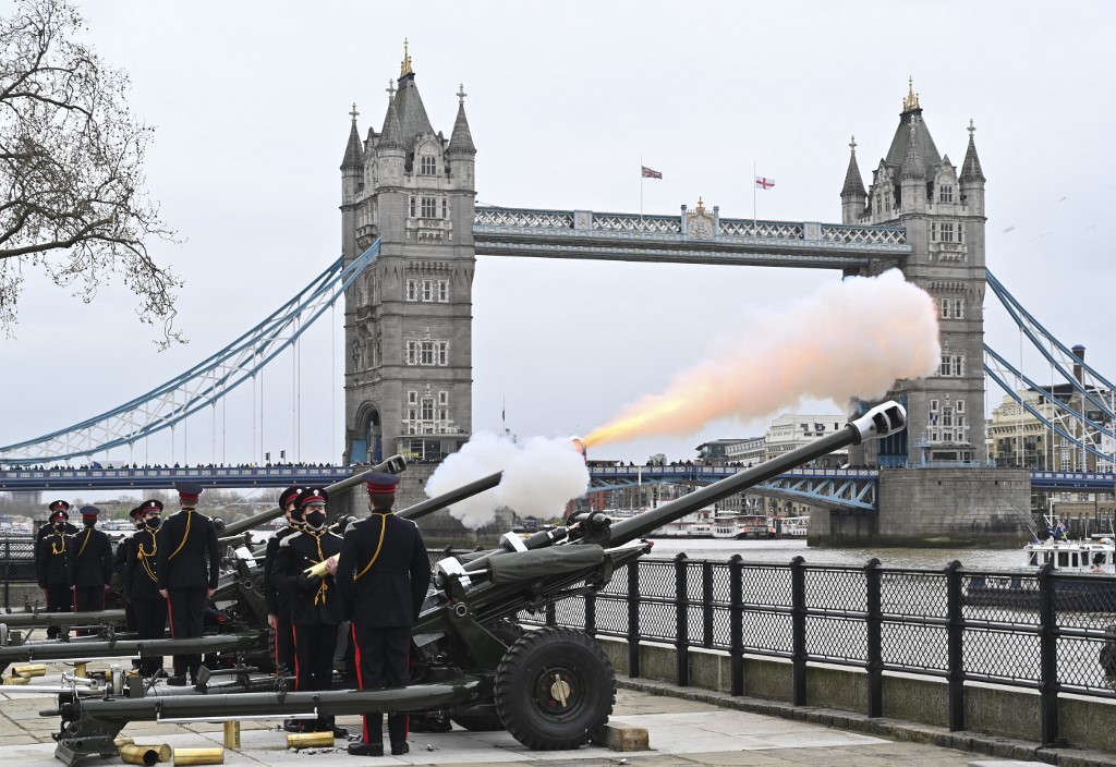 A la Tour de Londres, coups de canon et souvenirs du prince Philip
