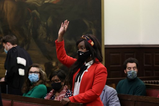 Belgique: 15 jours de prison pour des insultes racistes visant une animatrice noire