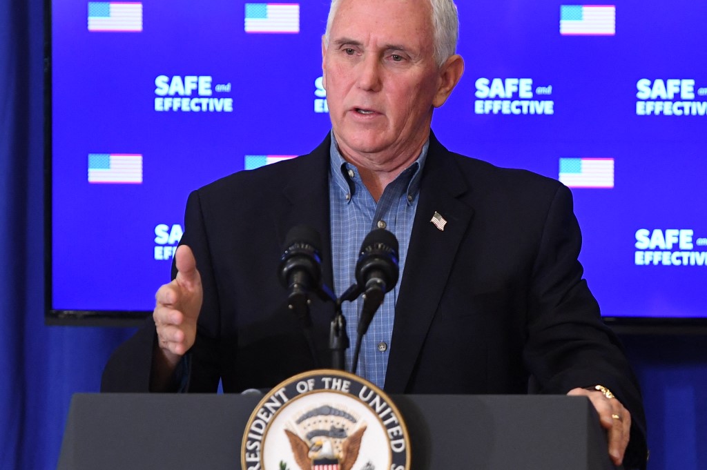 Poussé à renoncer, un éditeur américain confirme la publication de l'autobiographie de Mike Pence