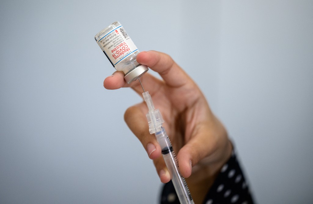 La vaccination avec Johnson & Johnson devrait reprendre rapidement aux Etats-Unis (Fauci)