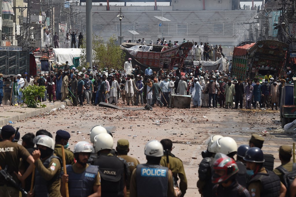 Pakistan: libération des policiers pris en otage par des manifestants anti-France