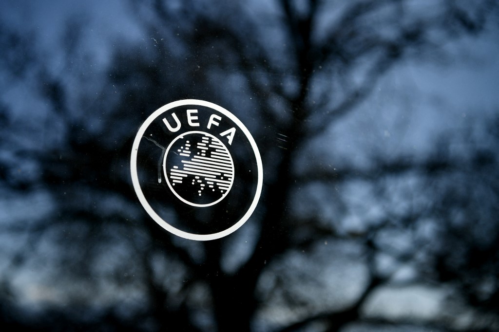 Monde du football: levée de boucliers contre la «Super League»