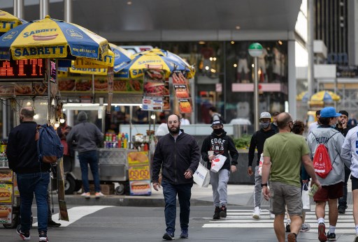 Pandémie: New York vise une «réouverture complète» au 1er juillet
