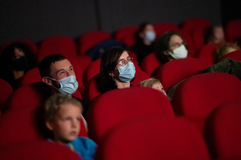 Réouverture des salles : la culture salue sans s'emballer