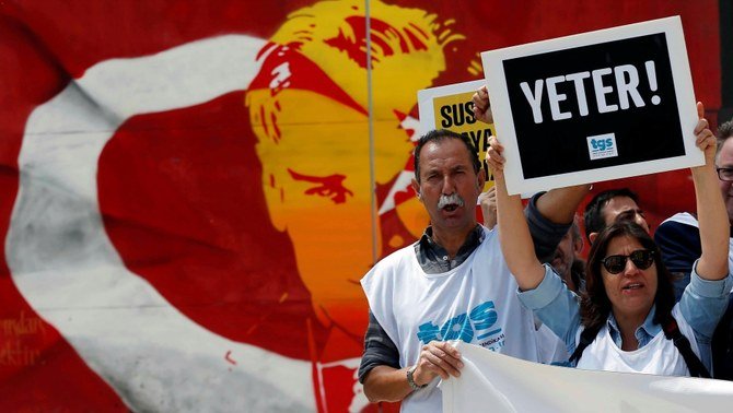 La plus haute juridiction de Turquie annule une interdiction des organes de presse