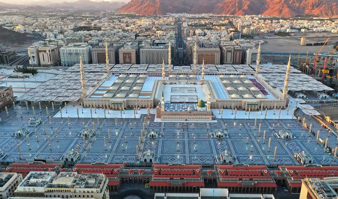 Le vaccin requis pour entrer dans la mosquée du Prophète, le permis obligatoire pour la Omra