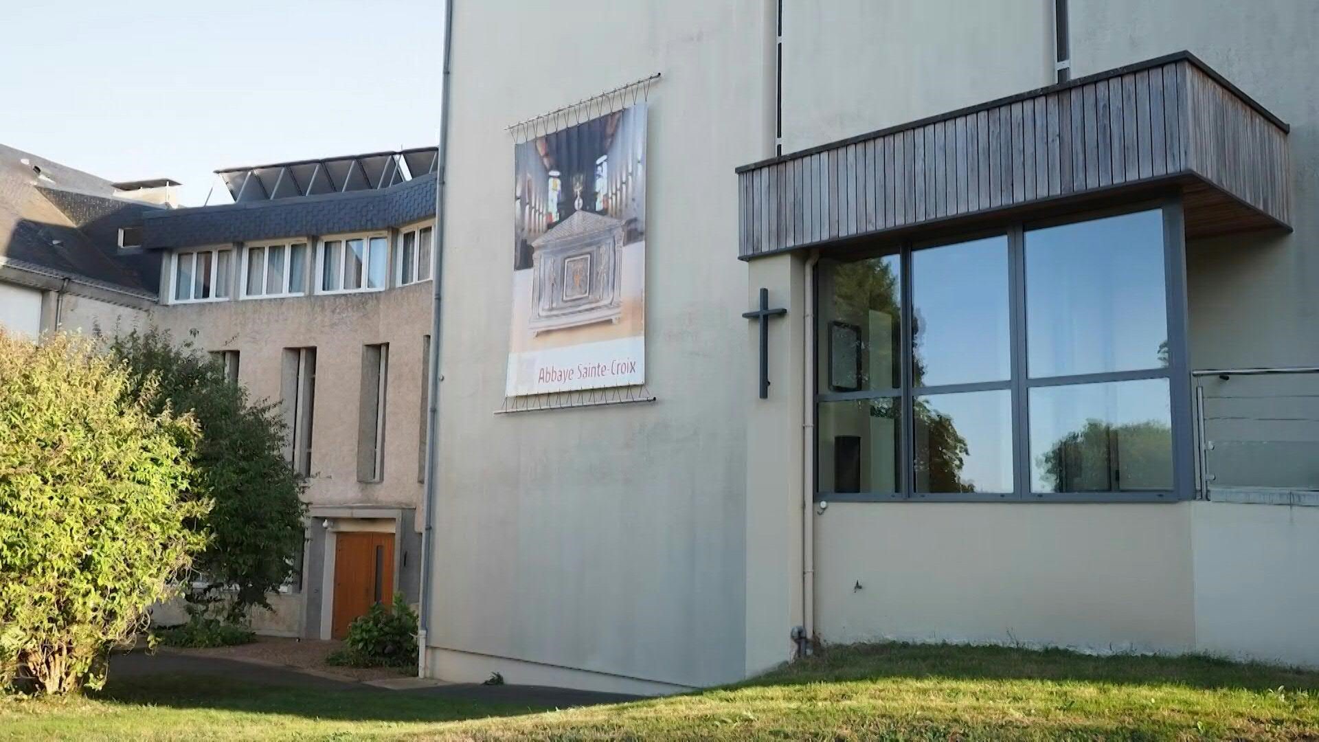 France : un professeur covid-sceptique incarcéré pour des essais thérapeutiques sauvages