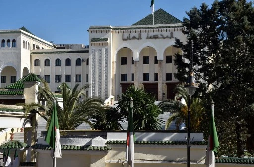 Algérie: un lanceur d'alerte condamné à un an de prison ferme
