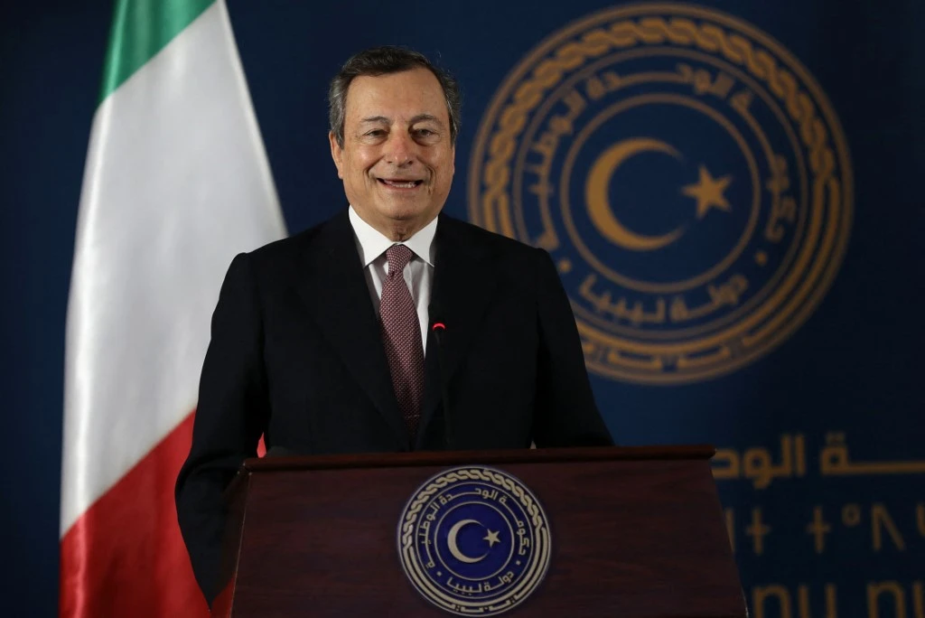L'Italien Mario Draghi en Libye pour «reconstruire une vieille amitié»