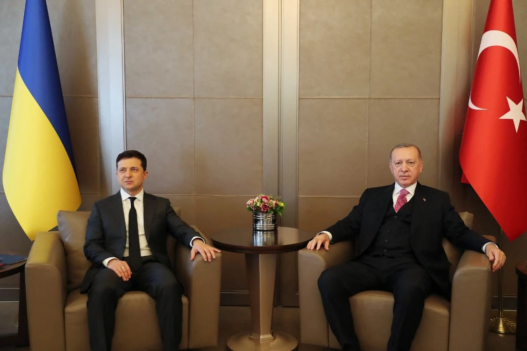 Erdogan ne souhaite pas une «hausse des tensions» entre l'Ukraine et la Russie