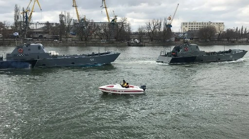 La Russie multiplie les manoeuvres militaires en mer Noire