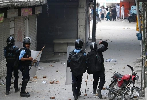 Pakistan : blocage temporaire des réseaux sociaux