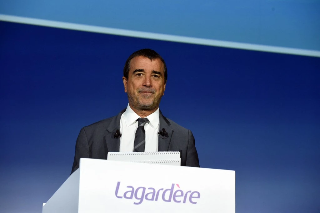 Lagardère confirme un projet de transformation en société anonyme