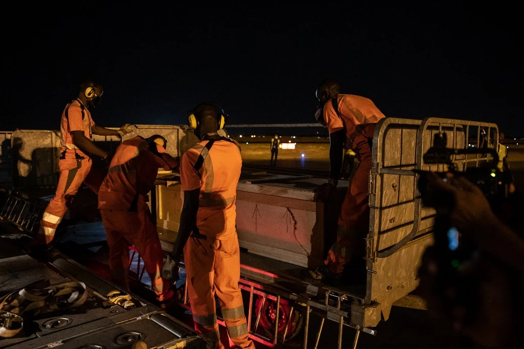 Burkina Faso: rapatriement des corps des trois Européens tués dans l'est