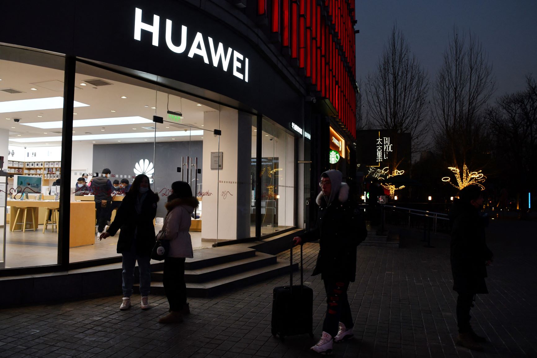 Face aux sanctions américaines, Huawei mise sur son logiciel maison