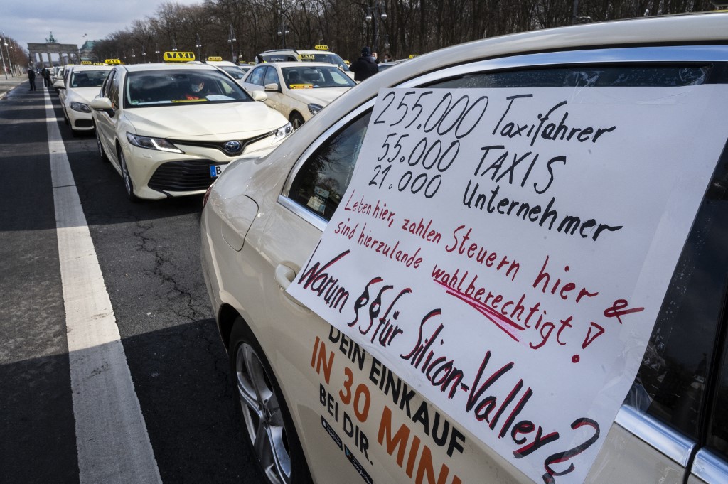 Si les «big tech» payaient leurs impôts, on pourrait vacciner la terre entière