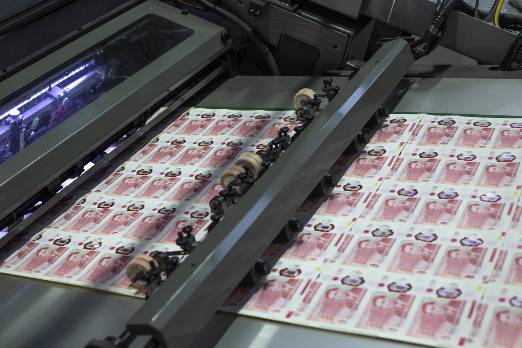 La Banque d'Angleterre devrait maintenir ses taux mais se montre plus optimiste