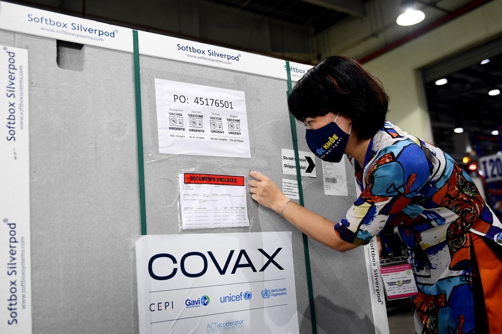 HRW et Amnesty appellent Covax à publier ses contrats avec les fabricants de vaccins
