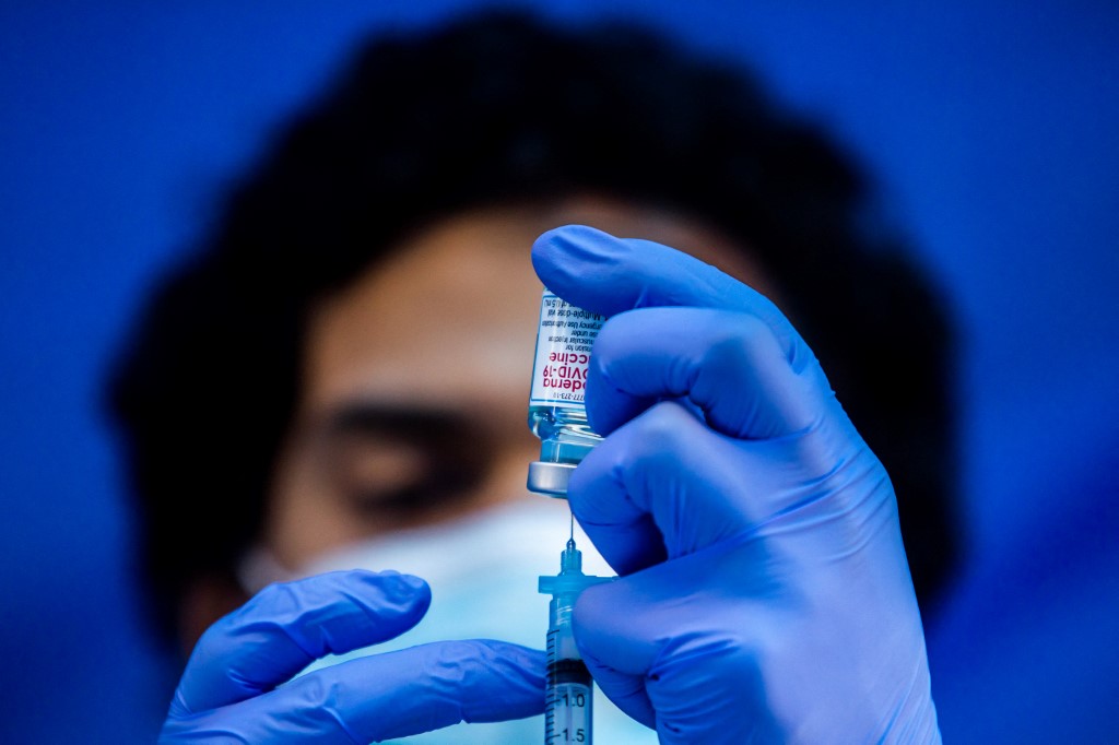 L'OMS donne son homologation d'urgence au vaccin de Moderna
