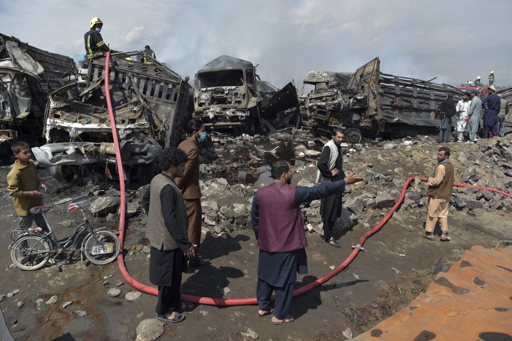 Explosion devant une école à Kaboul au moins 25 morts