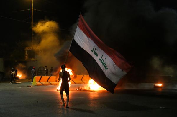 En Irak, un journaliste entre la vie et la mort après l'assassinat d'un militant