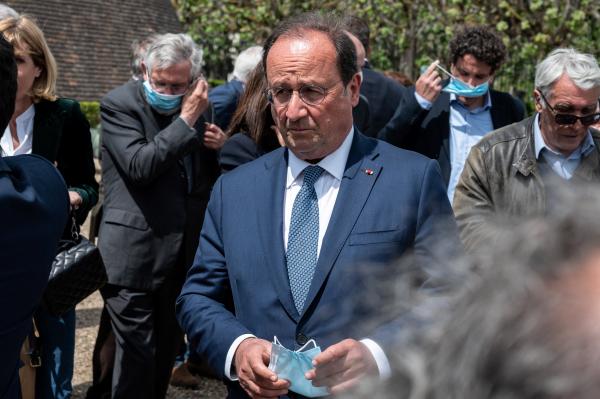 La gauche française « ne propose rien », déplore l'ancien président Hollande