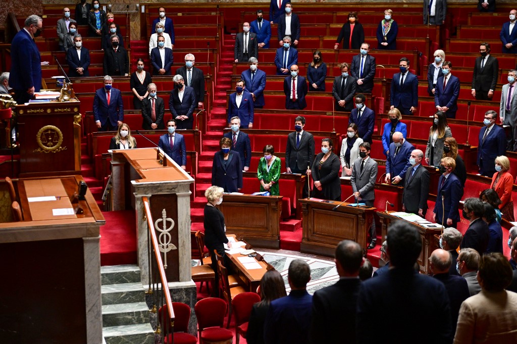 Meurtre d'Eric Masson: policiers et politiques attendus en nombre devant l'Assemblée nationale