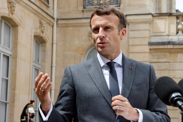 Macron réunit depuis Brégançon un sommet virtuel sur le terrorisme en ligne