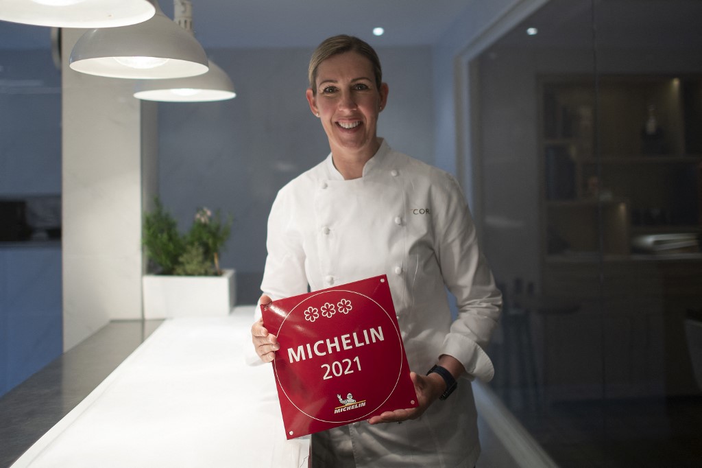 La Britannique Clare Smyth, cheffe trois étoiles, force tranquille à travers la pandémie